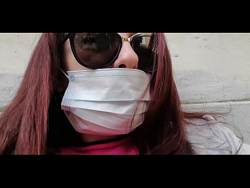 ❤️ Nicoletta se pomstí svému sousedovi a vyčůrá se mu do garáže (Speciál Covid19 Italská karanténa) ❤ Anal video u nás ❌️❤