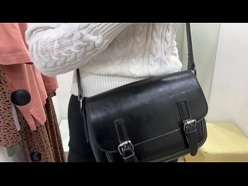 ❤️ Veřejná masturbace mladé feny FeralBerry s dildem ve fitku ❤ Anal video u nás ❌️❤