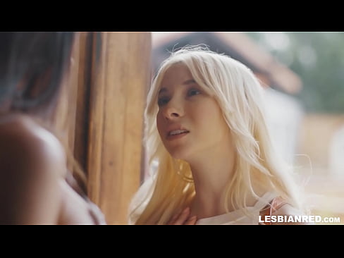 ❤️ Dívka se po několika měsících vrátí domů a skončí u lízání kundy své nevlastní matky ❤ Anal video u nás ❌️❤